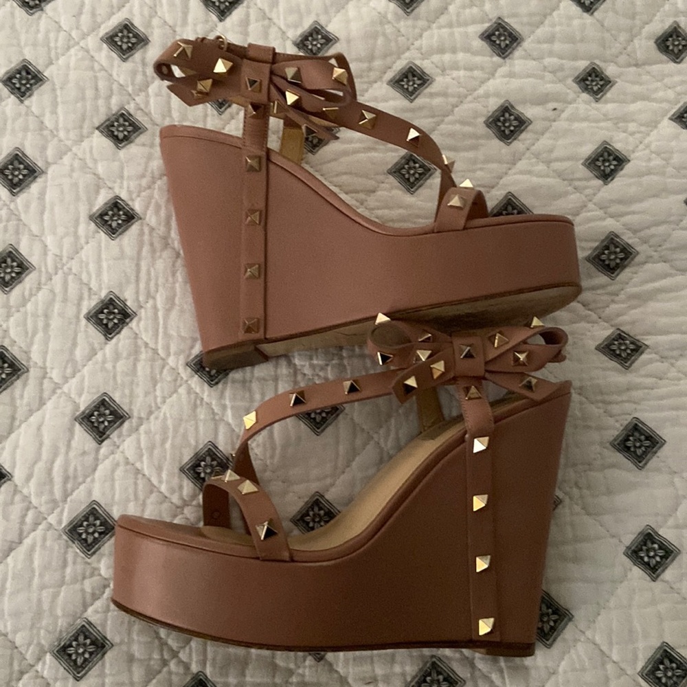 Valentina Nude Studded Wedges